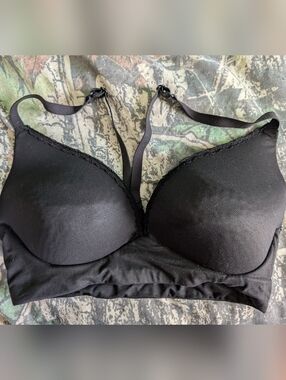 Black Padded Wireless Bralette